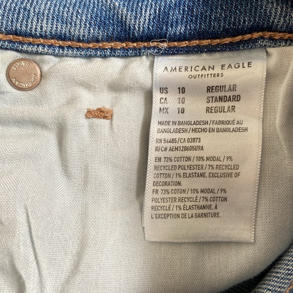 American Eagle Mom Jeans - Picture 4 of 4